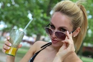 Original 1280 px/ 853 px