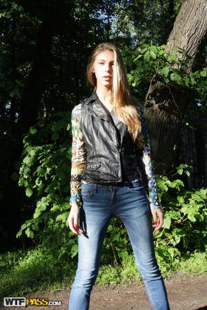 Original 1067 px/ 1600 px