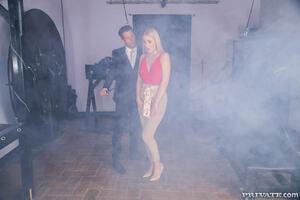 Original 1600 px/ 1067 px