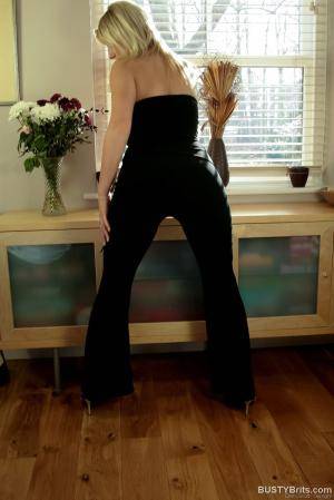 Original 854 px/ 1280 px