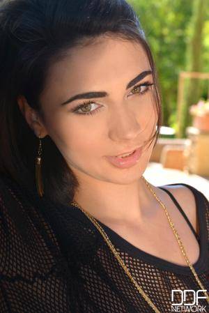 Original 1335 px/ 2000 px