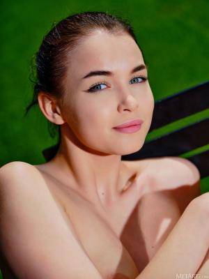 Original 3243 px/ 4324 px