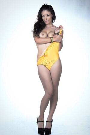 Original 683 px/ 1024 px