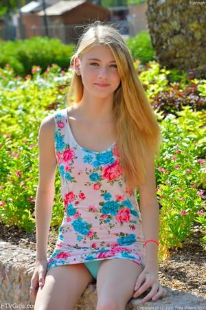 Original 3280 px/ 4928 px