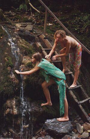 Original 1000 px/ 1536 px