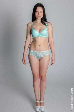 Original 854 px/ 1280 px