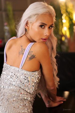 Original 4000 px/ 6000 px