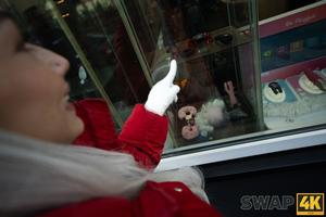 Original 4090 px/ 2727 px