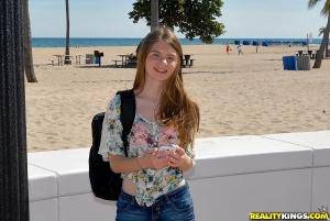 Original 900 px/ 603 px