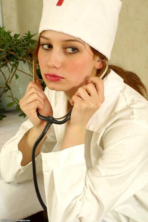 Original 682 px/ 1024 px