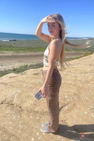 #AmKingdom - Amateurs Series Softcore 169 Riley Jean