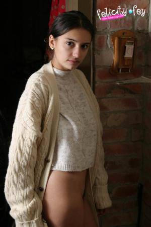 #FelicityFey Felicity Fey