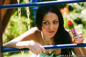 Original 900 px/ 600 px