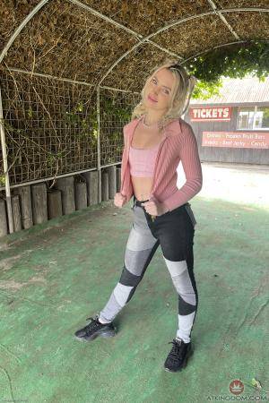 Original 2000 px/ 3000 px