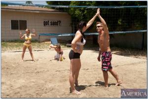 Original 850 px/ 571 px