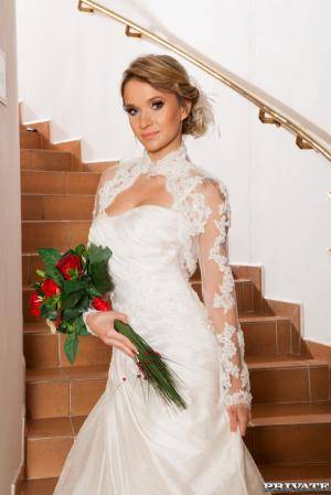 Original 1067 px/ 1600 px