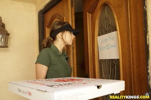 Original 3840 px/ 2560 px