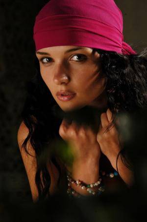 Original 681 px/ 1024 px