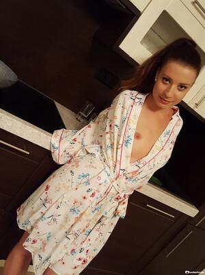 Original 1920 px/ 2570 px