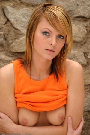 Original 682 px/ 1024 px