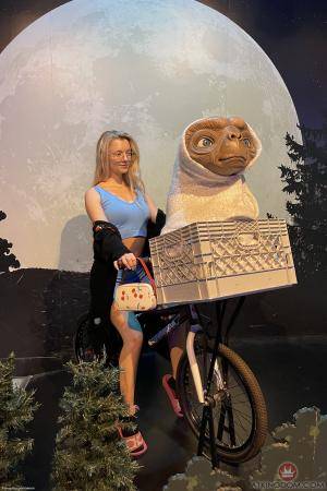 Original 2000 px/ 3000 px