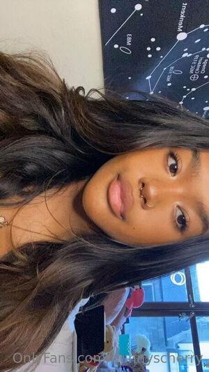 Original 457 px/ 812 px