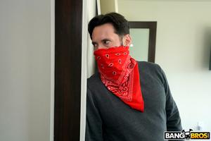 Original 2000 px/ 1334 px