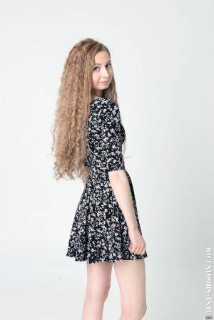 Original 854 px/ 1280 px