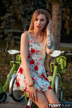 Original 2000 px/ 3000 px