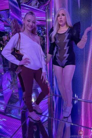 Original 2000 px/ 3000 px