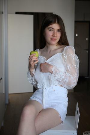 Original 1277 px/ 1920 px