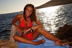 Original 3000 px/ 2000 px