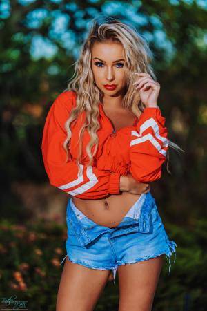 Original 3000 px/ 4500 px