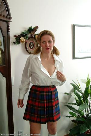 Original 682 px/ 1024 px