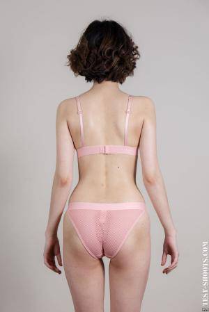 Original 854 px/ 1280 px