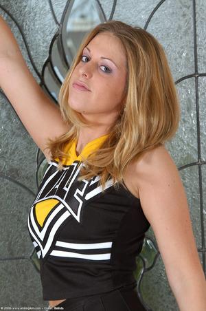 Original 680 px/ 1024 px