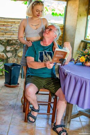 Original 4000 px/ 6000 px