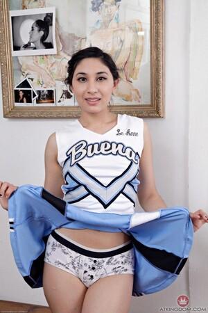 Original 682 px/ 1024 px