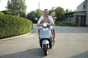 Original 1920 px/ 1280 px