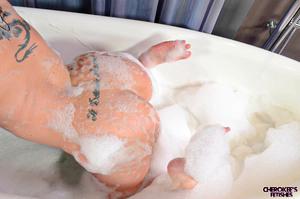 Original 1600 px/ 1059 px