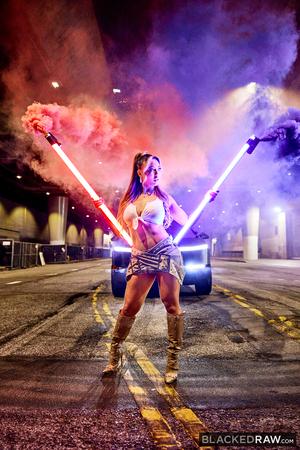 Original 2000 px/ 2999 px