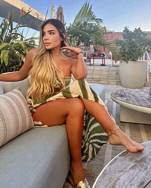 Original 1080 px/ 1349 px