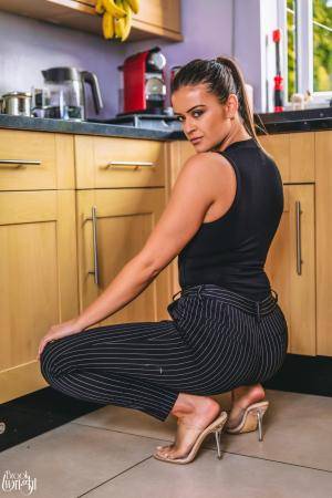 Original 3000 px/ 4500 px