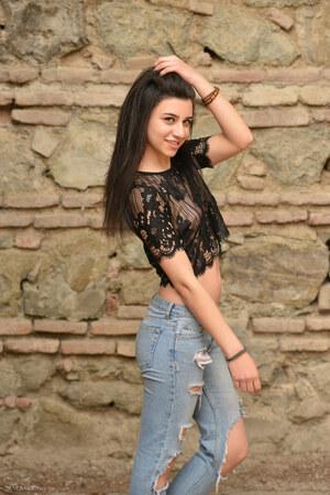 Original 2002 px/ 3000 px