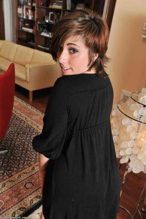 Original 852 px/ 1280 px