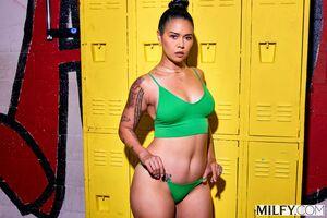 Original 1619 px/ 1080 px