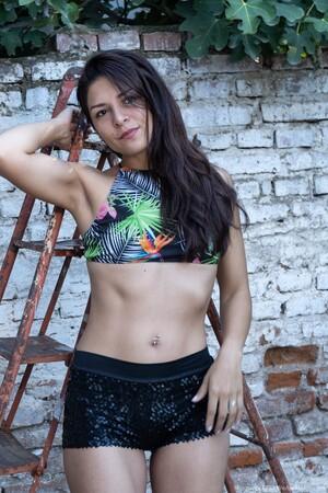 Original 2000 px/ 3000 px