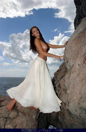 Original 1200 px/ 1847 px