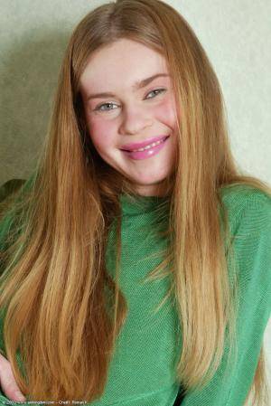 Original 684 px/ 1024 px