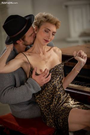 Original 2000 px/ 3000 px